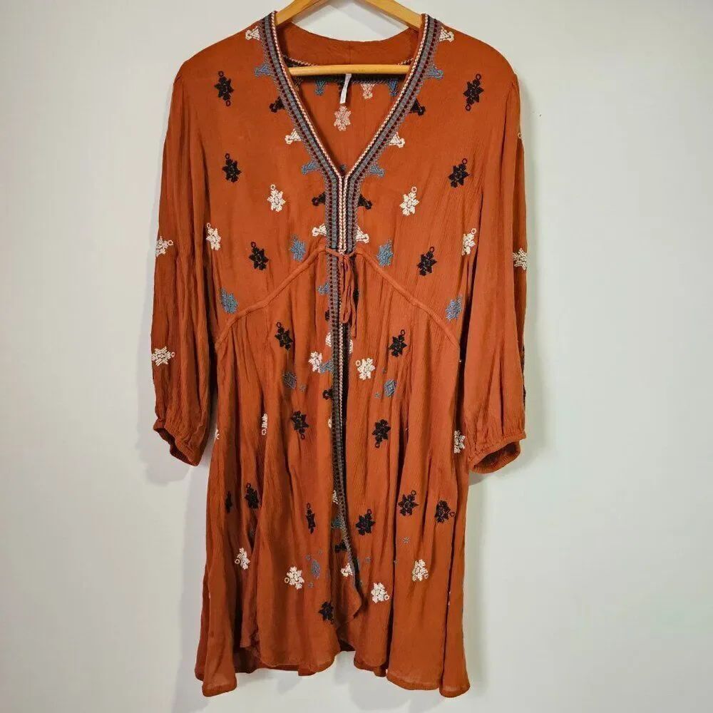EUC FREE PEOPLE BOHO RUST EMBROIDERED SHORT DRESS SIZE M